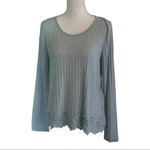 Rewind XL long sleeve knit top EUC - Picture 4 of 7